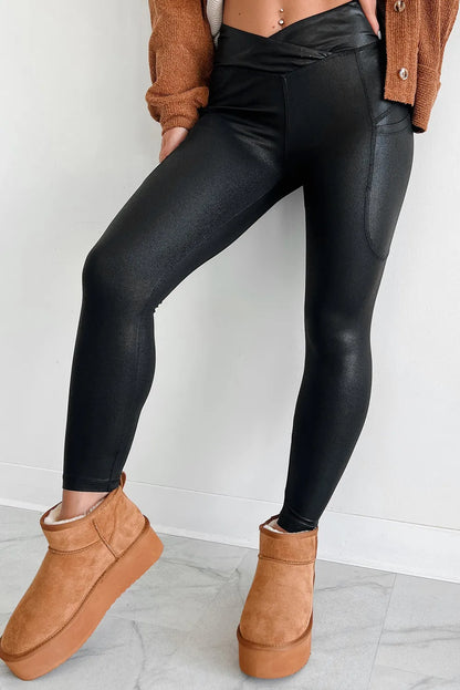 Leggings con cintura en V y bolsillos