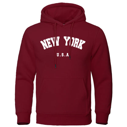 Sudadera con capucha holgada de manga larga con estampado de ciudad de Nueva York y letras de EE. UU. para hombre